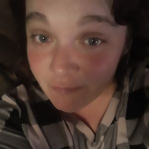 Meet your Posher, Corina